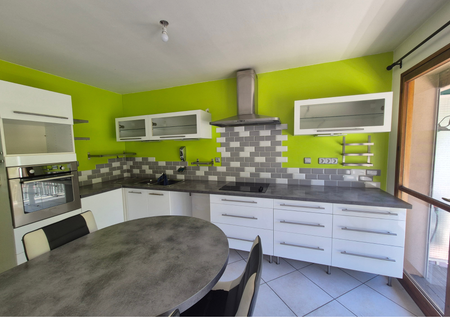 Location Appartement 4 pièces 95m² MARSEILLE 9ème - Photo 2