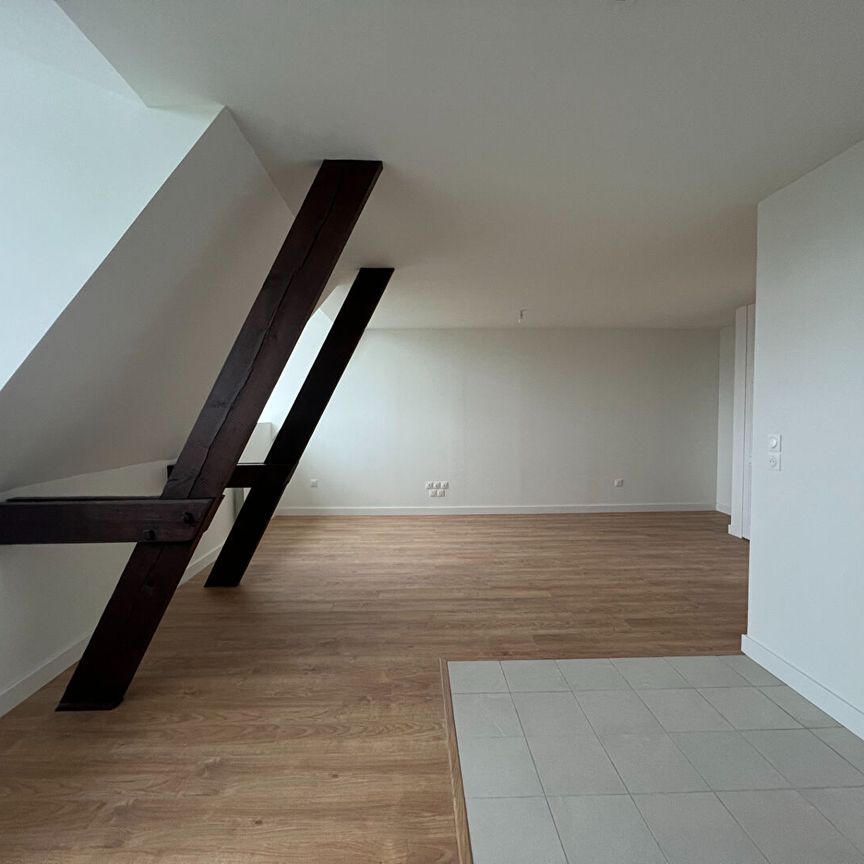 Location Appartement 1 pièce 41m² ROUBAIX 59100 - Photo 1