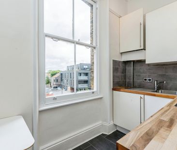 Studio Flat, Park Road, N8 - Photo 3