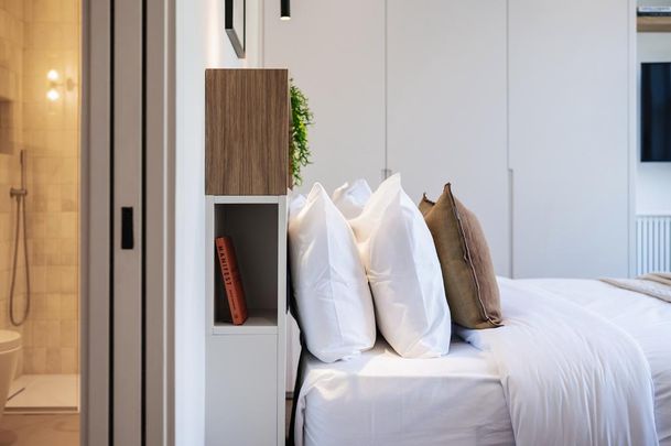 Studio to rent - Photo 1