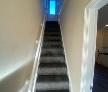 4 bedroom terraced house to rent - Photo 3