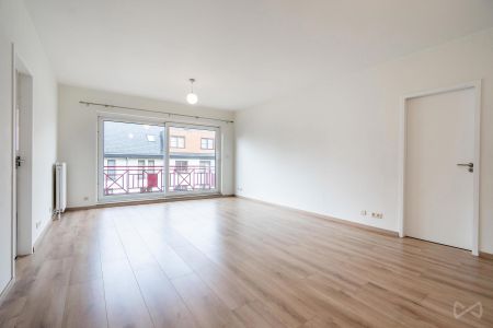 Appartement met twee slaapkamers in Evere - Photo 4