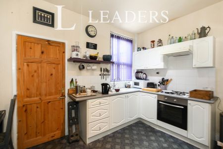 2 bedroom house to rent Solvay Road, Northwich, CW8 - Photo 5