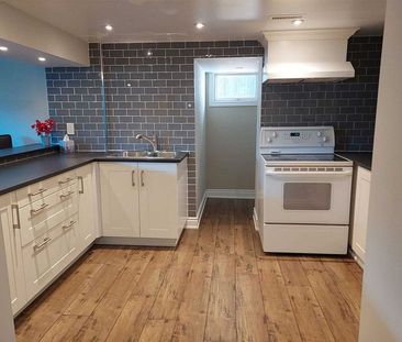 For Lease - 2587 Burslem Road, Mississauga, Ontario - Photo 2