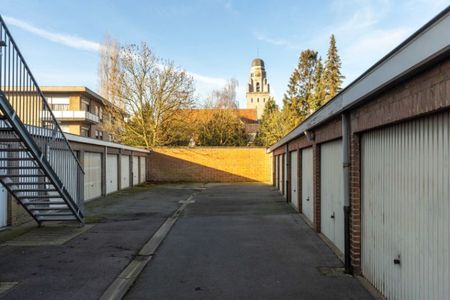 Roeselare: Lichtrijk appartement op negende verdieping met prachtig uitzicht en twee ruime slaapkamers. - Photo 4