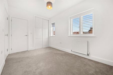 4 bedroom house to rent - Photo 2