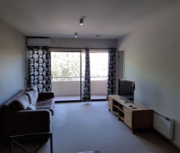 Furnished 1 Bedroom Apartment in Monash Green Estate - Photo 4