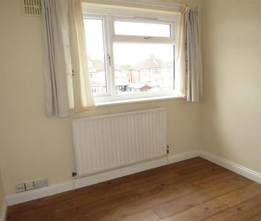 2 bedroom semi-detached house to rent - Photo 6