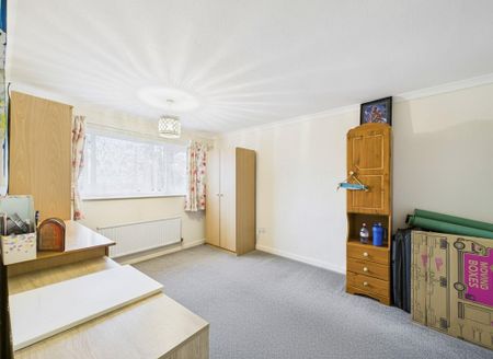 3 bedroom semi-detached house to rent - Photo 5