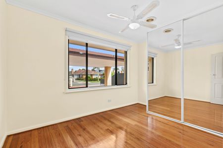 Charming 3-Bedroom Home in Epping - Photo 3