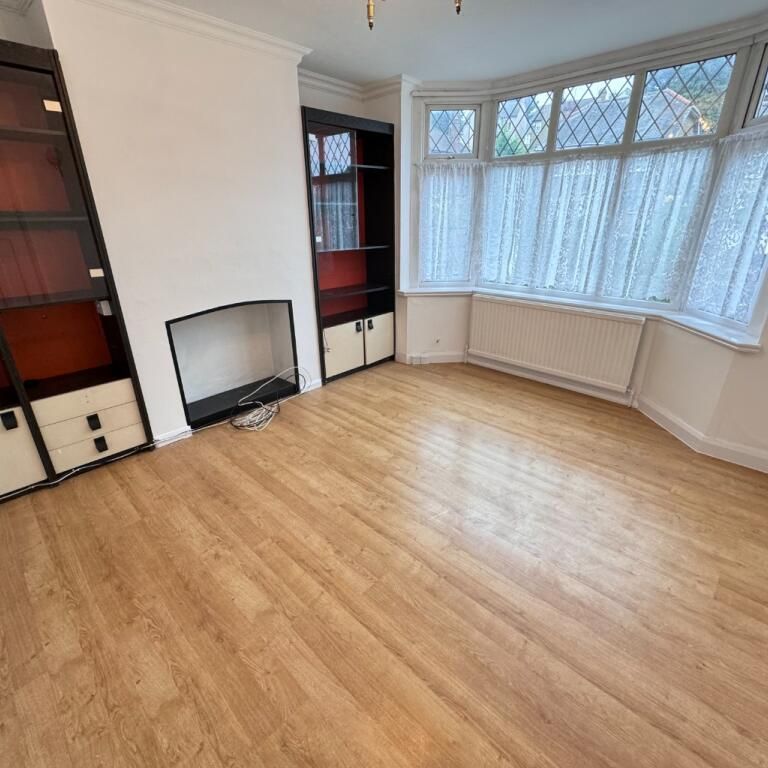 Shirley Road, Southampton - Photo 1