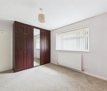 3 bedroom detached bungalow to rent - Photo 2