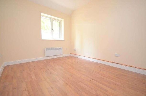 Fen Farm Mews, Fen Lane, North Ockendon, RM14 - Photo 1