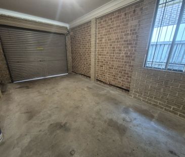 Spacious Family Home in a Quiet and Convenient Location - Photo 6