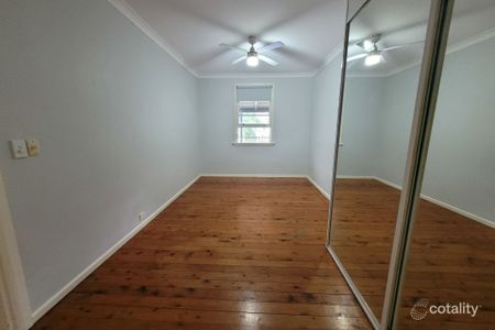 Ermington - Photo 3