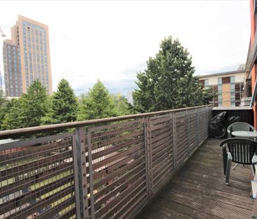 2 bedroom apartment to rent - Photo 6