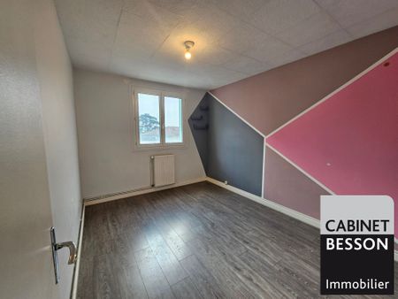 Location Appartement 3 pièces 53m² ST EGREVE 38120 - Photo 2