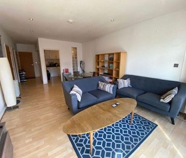 2 bedroom flat to rent - Photo 6