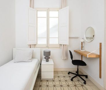 Carrer de Mallorca, Barcelona, Catalonia 08037 - Photo 2