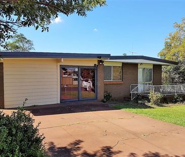 Conveniently Located, Renovated 3 Bedroom Home - Kearneys Spring - Photo 3