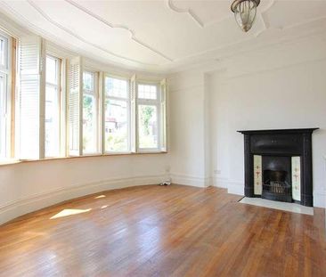 Derwent Road, Palmers Green, N13 - Photo 2