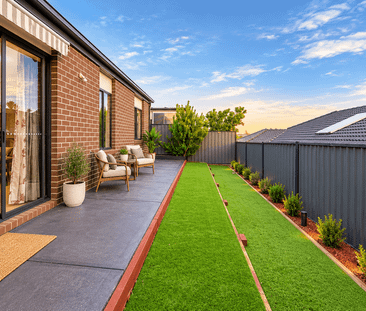 Modern Family Living in a Fantastic Mernda Location - Photo 6