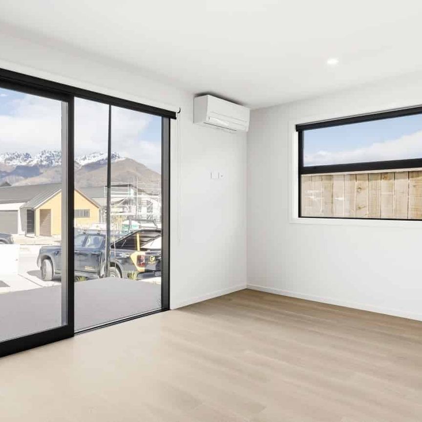 Unit in Hanleys - Photo 1