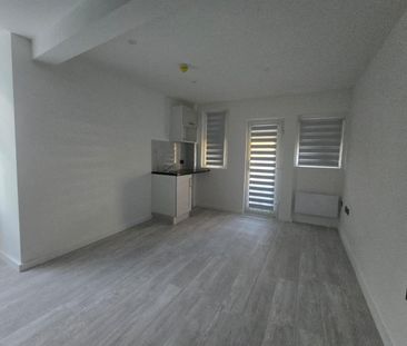 Sunnyhill Road, London SW16 - Photo 4