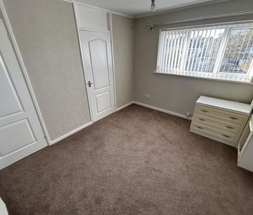 Bromfield Crescent, Wednesbury - Photo 2