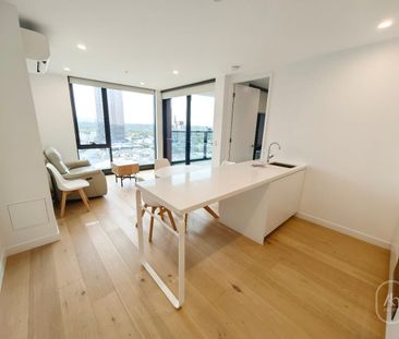 Comfortable Furnished Apartment in the Heart of Box Hill I 1Bed 1Ba... - Photo 2
