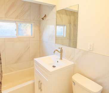 For Lease - 9 Benshire Drive, Toronto, Ontario - Photo 6