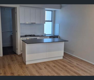 What an opportunity Brand new 3 bedrooms 3 bathroom - Photo 2