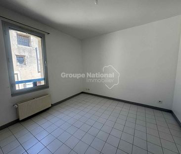 T3 AVEC PARKING EN CENTRE-VILLE, - Photo 6