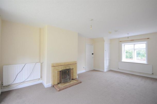 4 bedroom detached house to rent - Photo 1
