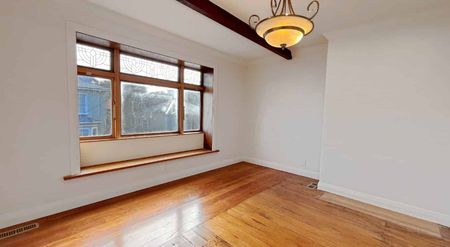Welcome to 38 Hawker Street in Mount Victoria - Photo 3