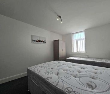 Palatine Road, Blackpool, FY1 - Photo 2