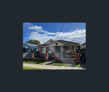 Stylish large 4 bedroom family home - Photo 2