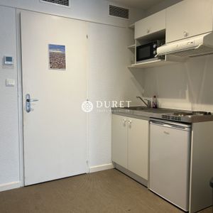 Location Appartement 1 pièce 24m² ST GILLES CROIX DE VIE 85800 - Photo 2