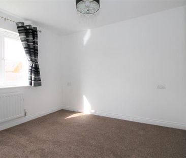 4 bedroom terraced house to rent - Photo 6