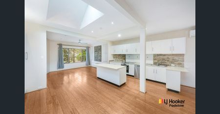 Spacious & Family-Ready 3 Bedroom Home - Photo 2