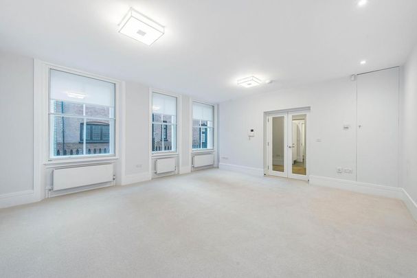 3 bedroom flat to rent - Photo 1