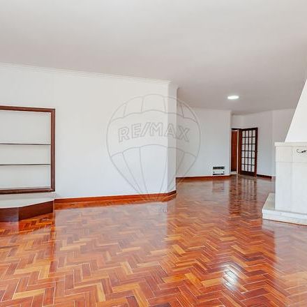 Apartamento T4 - Photo 1