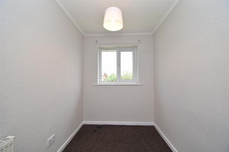 Cedar Avenue, Ossett - Photo 3