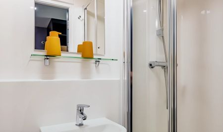2 Bed En Suite - Photo 4