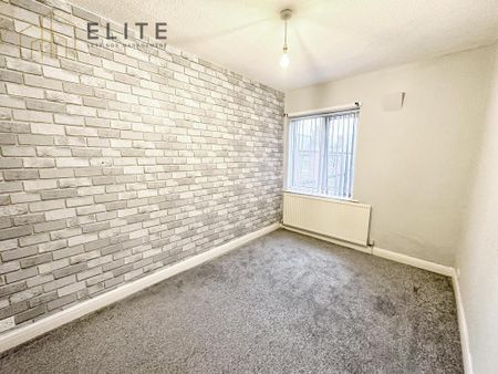 3 bedroom terraced house to rent - Photo 3