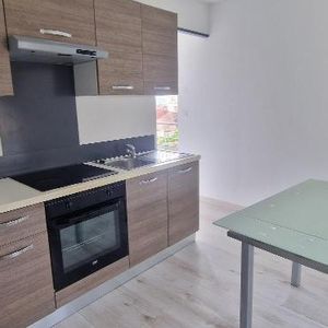 Location Appartement 2 pièces 26m² BRIVE LA GAILLARDE 19100 - Photo 2