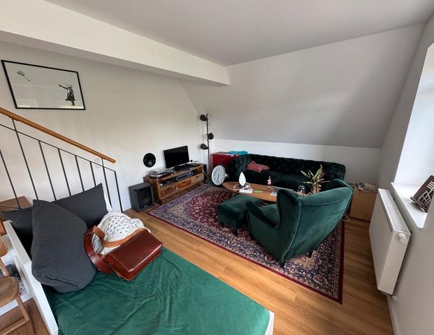Neuwertige Maisonette-Wohnung mit Küche - Foto 1