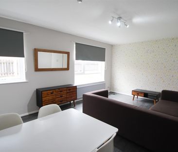 Westfield Court, Westfield Road, Hyde Park, LS3 1DL, Leeds - Photo 5