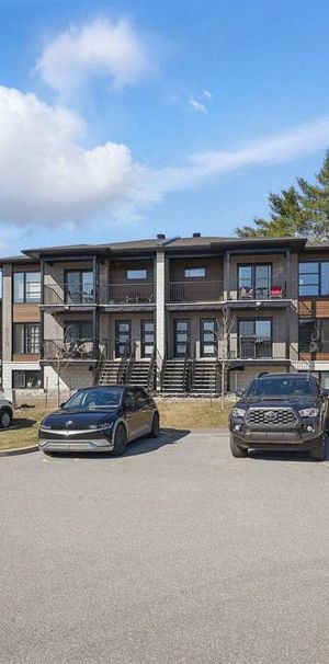 1537-2 - 1537 Boulevard Saint-René Est, Gatineau - Photo 1