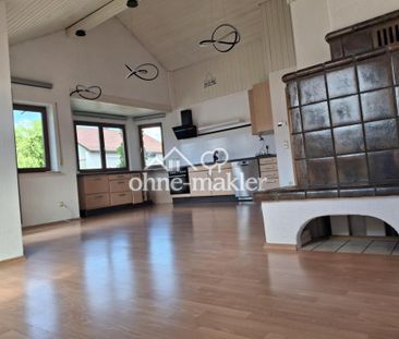 Toll geschnittene Dachgeschosswohnung mit Balkon - Foto 1